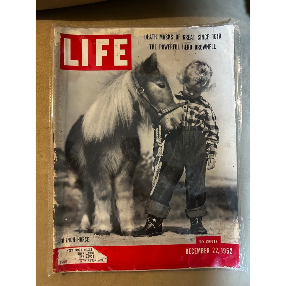 Vintage LIFE Magazine December 22 1952 30-Inch Horse Cover Chesterfield Ad